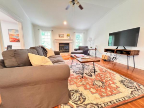 Big space inside and out, 15min to UofA w 1acre